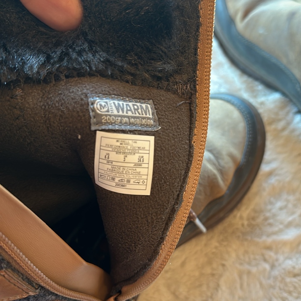 Merrel snow boots - Picture 9 of 10